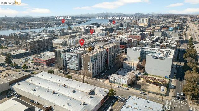 311 Oak St 520, Oakland, CA 94607