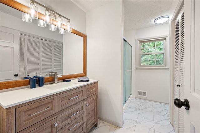 511 Kay Road, Woodstock, GA 30188