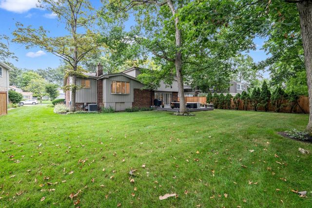 1822 Mccraren Road, Highland Park, IL 60035
