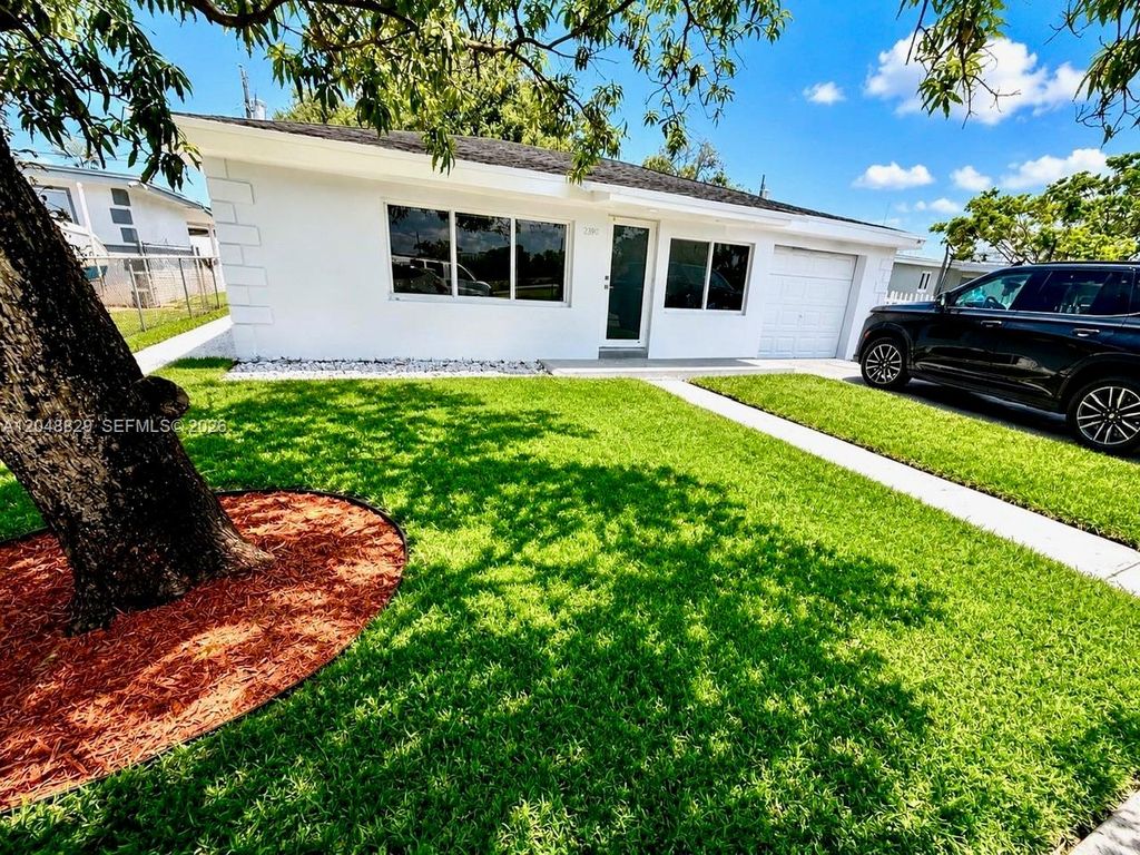 2390 Service Rd, Opa-locka, FL 33054