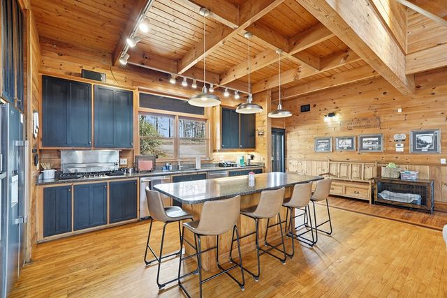 153 Riverview Circle, Blue Ridge, GA 30513