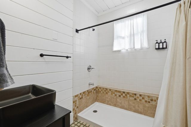 153 Riverview Circle, Blue Ridge, GA 30513