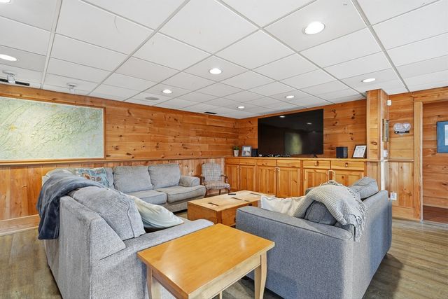 153 Riverview Circle, Blue Ridge, GA 30513