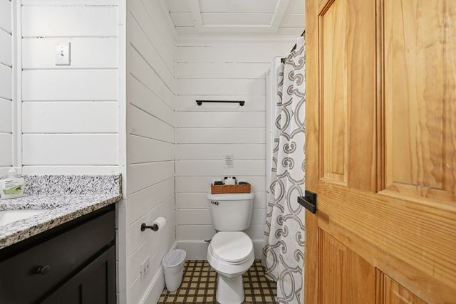 153 Riverview Circle, Blue Ridge, GA 30513