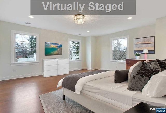582 Green Valley Road, Paramus, NJ 07652