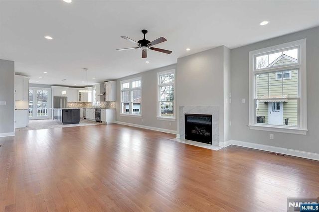 582 Green Valley Road, Paramus, NJ 07652