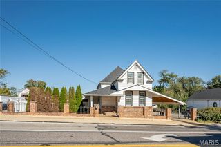 437 Hoffmeister Avenue, St Louis, MO 63125