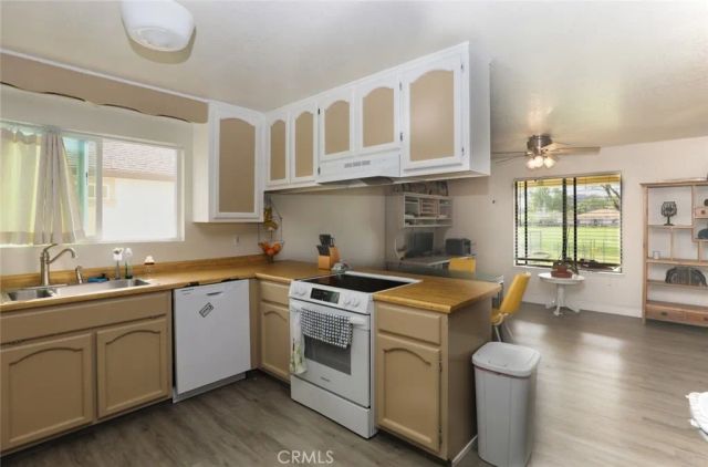 19425 Old Creek, Hidden Valley Lake, CA 95467