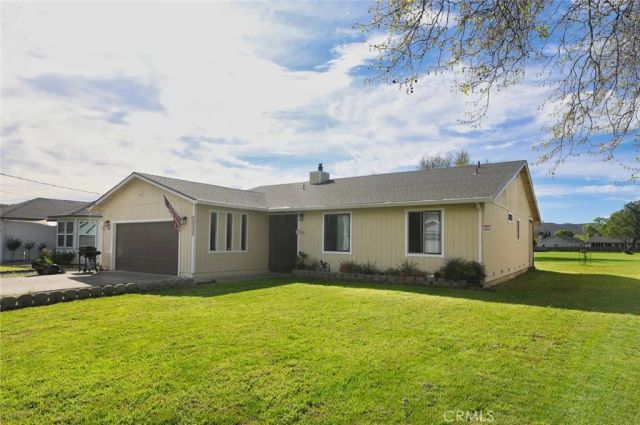 19425 Old Creek, Hidden Valley Lake, CA 95467