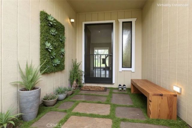 19425 Old Creek, Hidden Valley Lake, CA 95467