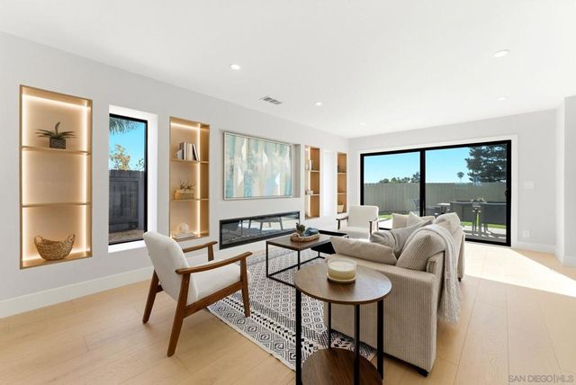6016 Wenrich Pl, San Diego, CA 92120