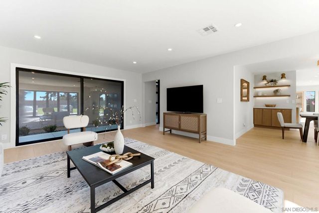 6016 Wenrich Pl, San Diego, CA 92120