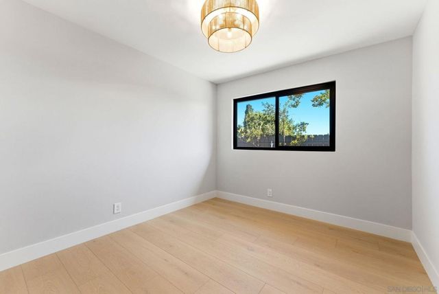 6016 Wenrich Pl, San Diego, CA 92120