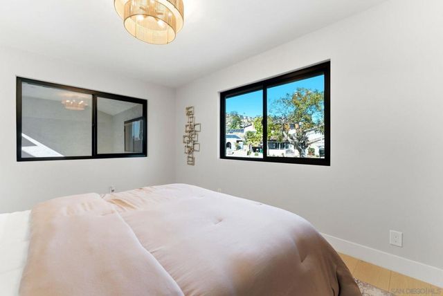 6016 Wenrich Pl, San Diego, CA 92120