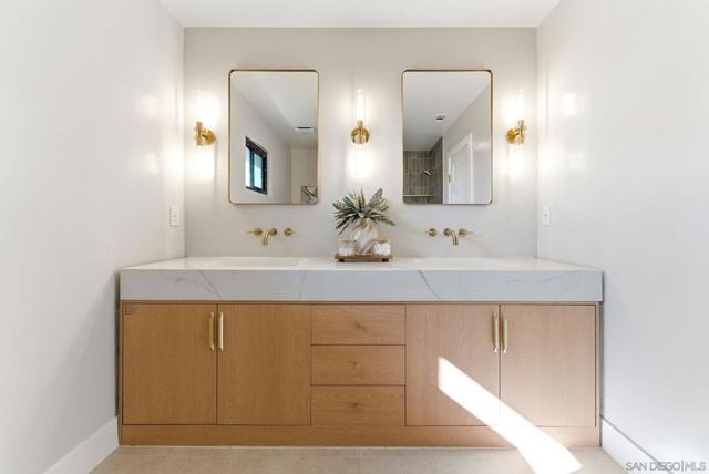 6016 Wenrich Pl, San Diego, CA 92120