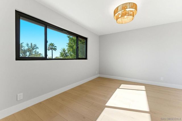 6016 Wenrich Pl, San Diego, CA 92120