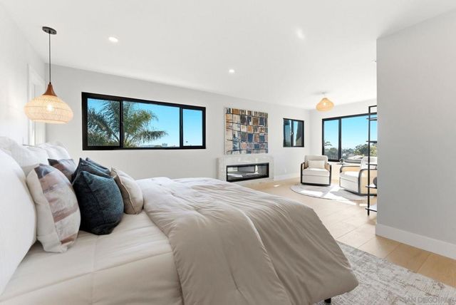 6016 Wenrich Pl, San Diego, CA 92120