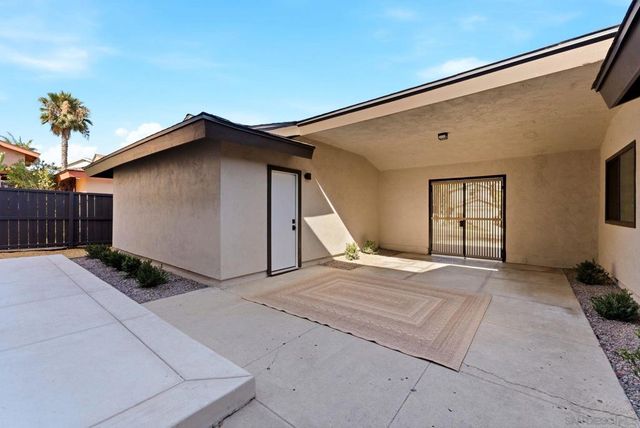 6016 Wenrich Pl, San Diego, CA 92120