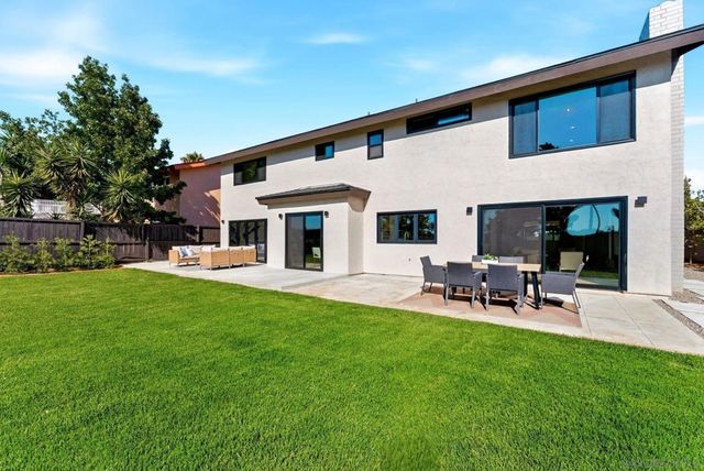 6016 Wenrich Pl, San Diego, CA 92120
