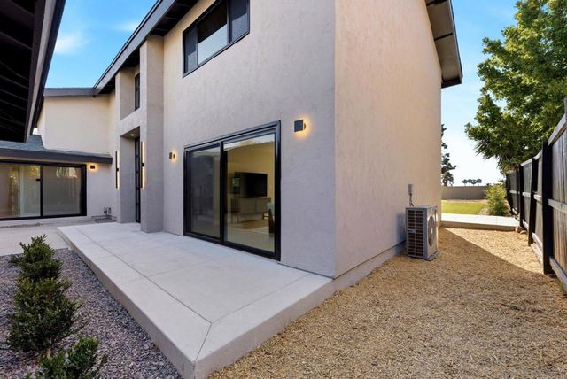 6016 Wenrich Pl, San Diego, CA 92120
