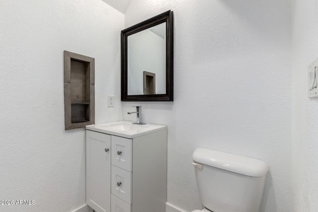 1215 E LEMON Street 208, Tempe, AZ 85281