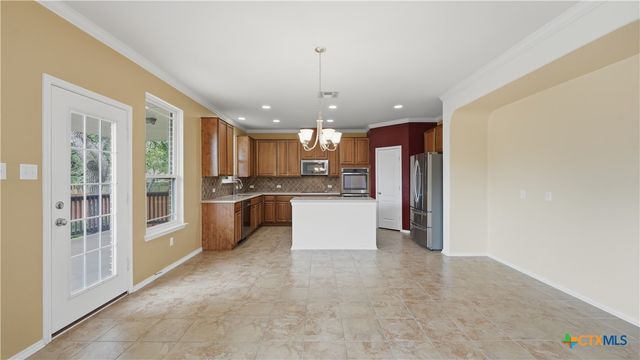 201 Sky Springs Pass, San Marcos, TX 78666
