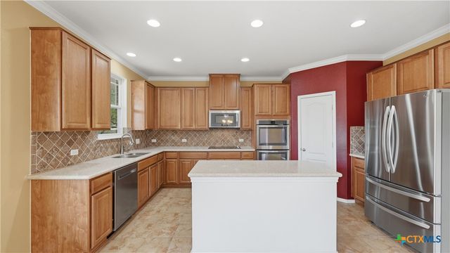 201 Sky Springs Pass, San Marcos, TX 78666