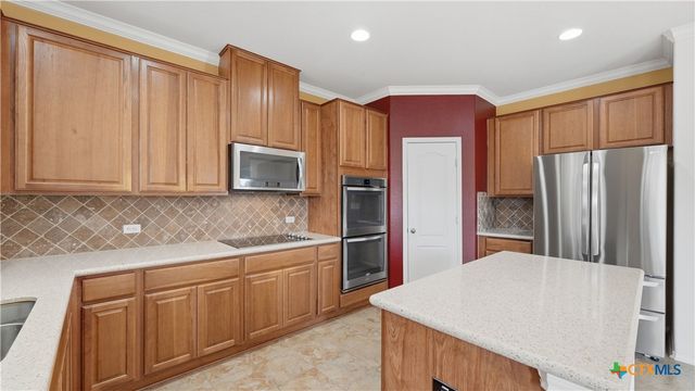 201 Sky Springs Pass, San Marcos, TX 78666