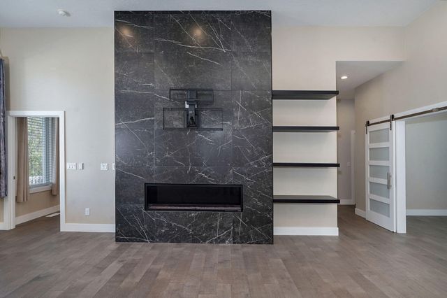 208 N Glengary Drive, Nixa, MO 65714