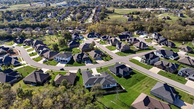 208 N Glengary Drive, Nixa, MO 65714