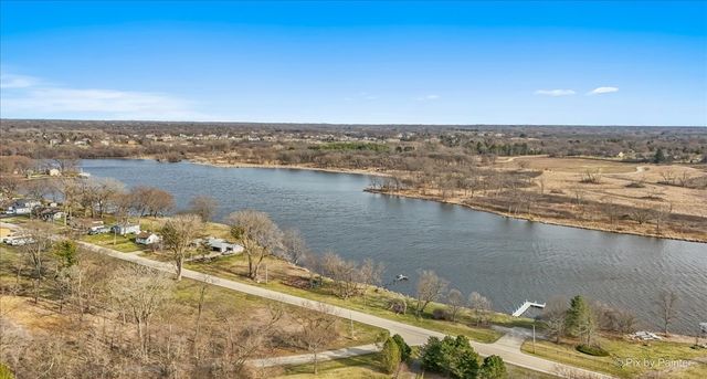 28730 W Harvest Glen Circle, Cary, IL 60013