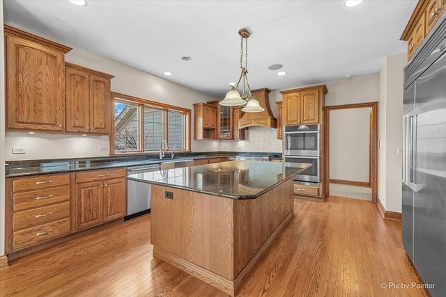 28730 W Harvest Glen Circle, Cary, IL 60013