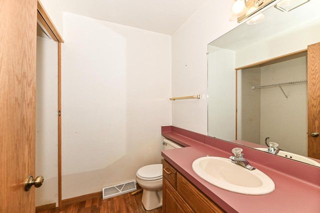 13526 W Fountain COURT, New Berlin, WI 53151