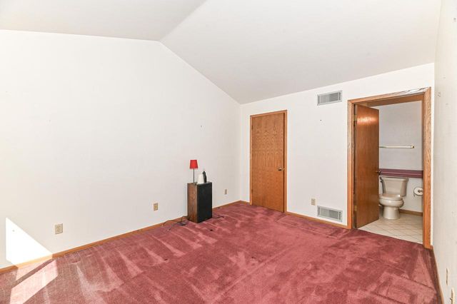 13526 W Fountain COURT, New Berlin, WI 53151