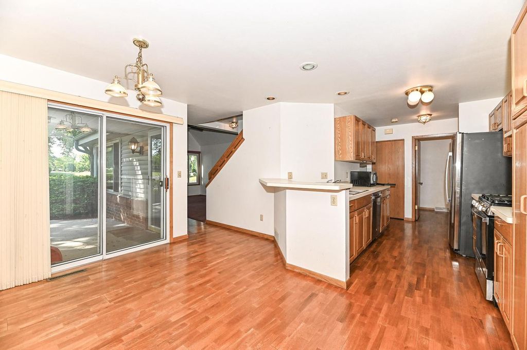 13526 W Fountain COURT, New Berlin, WI 53151