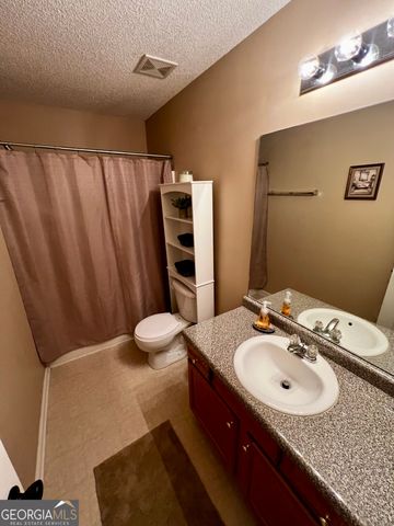 230 Autumn Ridge Court, Gray, GA 31032