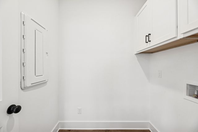 553 Canal Circle, Nashville, TN 37214