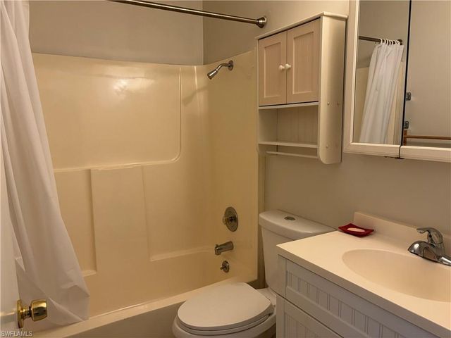 12 Desert Candle CIR, Lehigh Acres, FL 33936