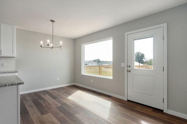 1556 East Macon Street, Republic, MO 65738
