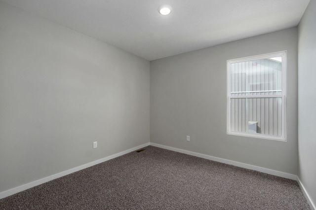1556 East Macon Street, Republic, MO 65738