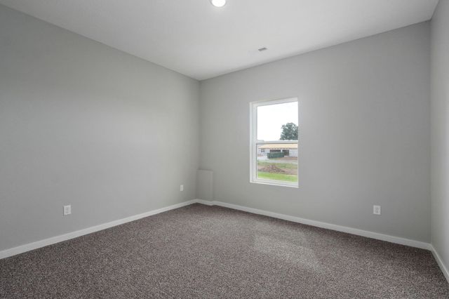 1556 East Macon Street, Republic, MO 65738