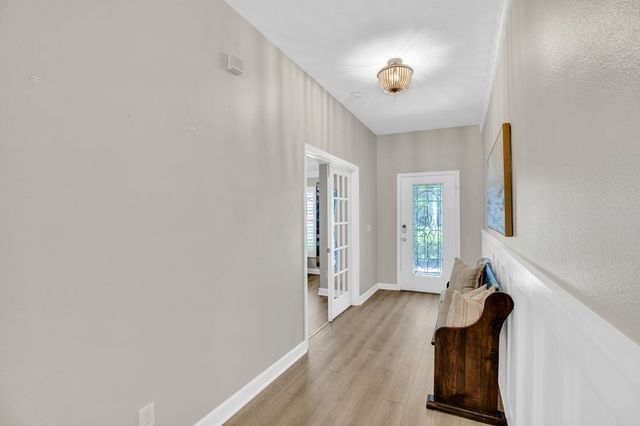 589 Willow Court, Sebastian, FL 32958
