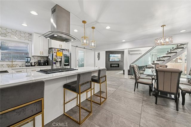 2120 Ronsard Road, Rancho Palos Verdes, CA 90275