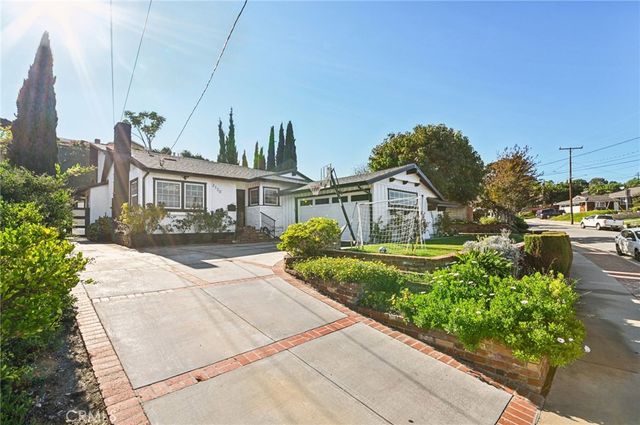 2120 Ronsard Road, Rancho Palos Verdes, CA 90275