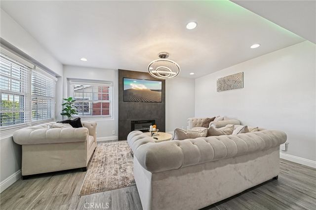 2120 Ronsard Road, Rancho Palos Verdes, CA 90275