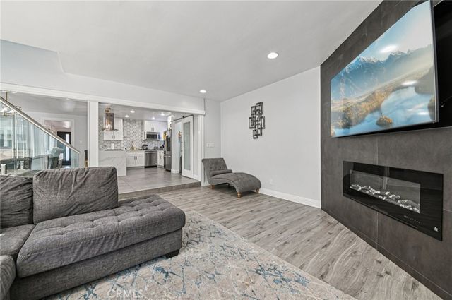 2120 Ronsard Road, Rancho Palos Verdes, CA 90275