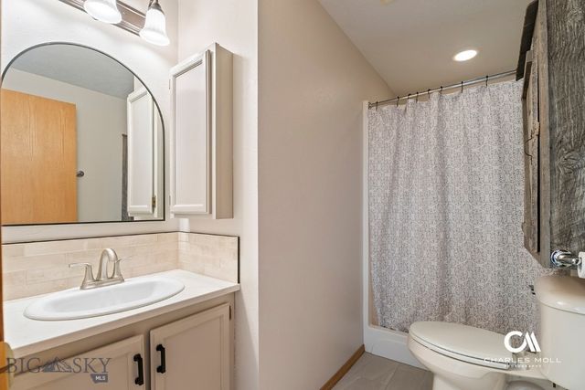 4025 Lake Point Drive, Helena, MT 59602