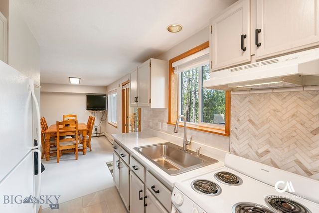 4025 Lake Point Drive, Helena, MT 59602