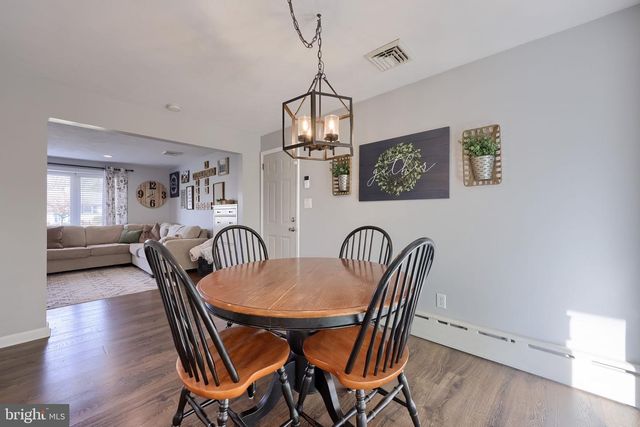 140 RIDGEFIELD DR, York, PA 17403