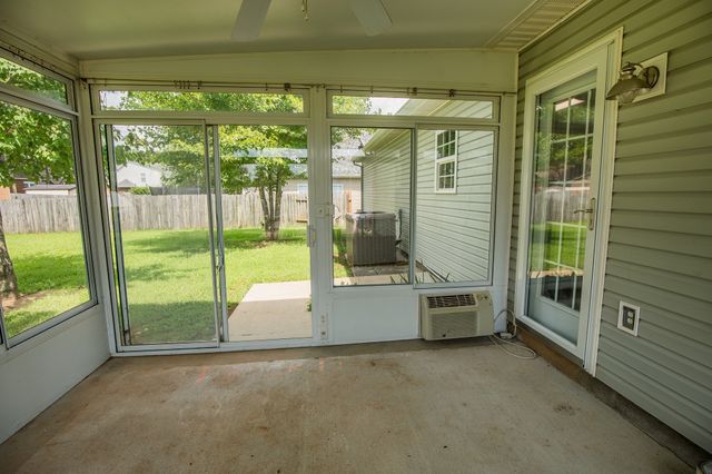 5024 Tricia Pl, Murfreesboro, TN 37129